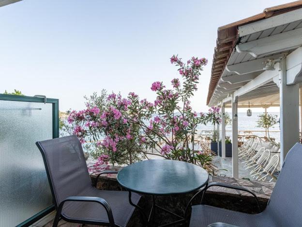 Aparthotel Marina à Kardamyli Extérieur photo