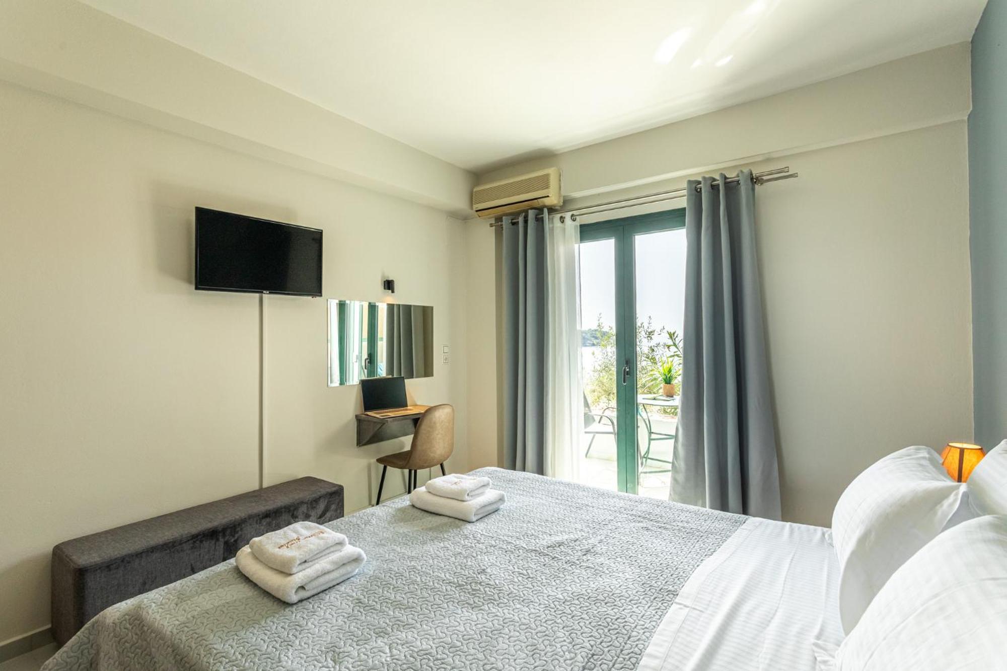 Aparthotel Marina à Kardamyli Extérieur photo